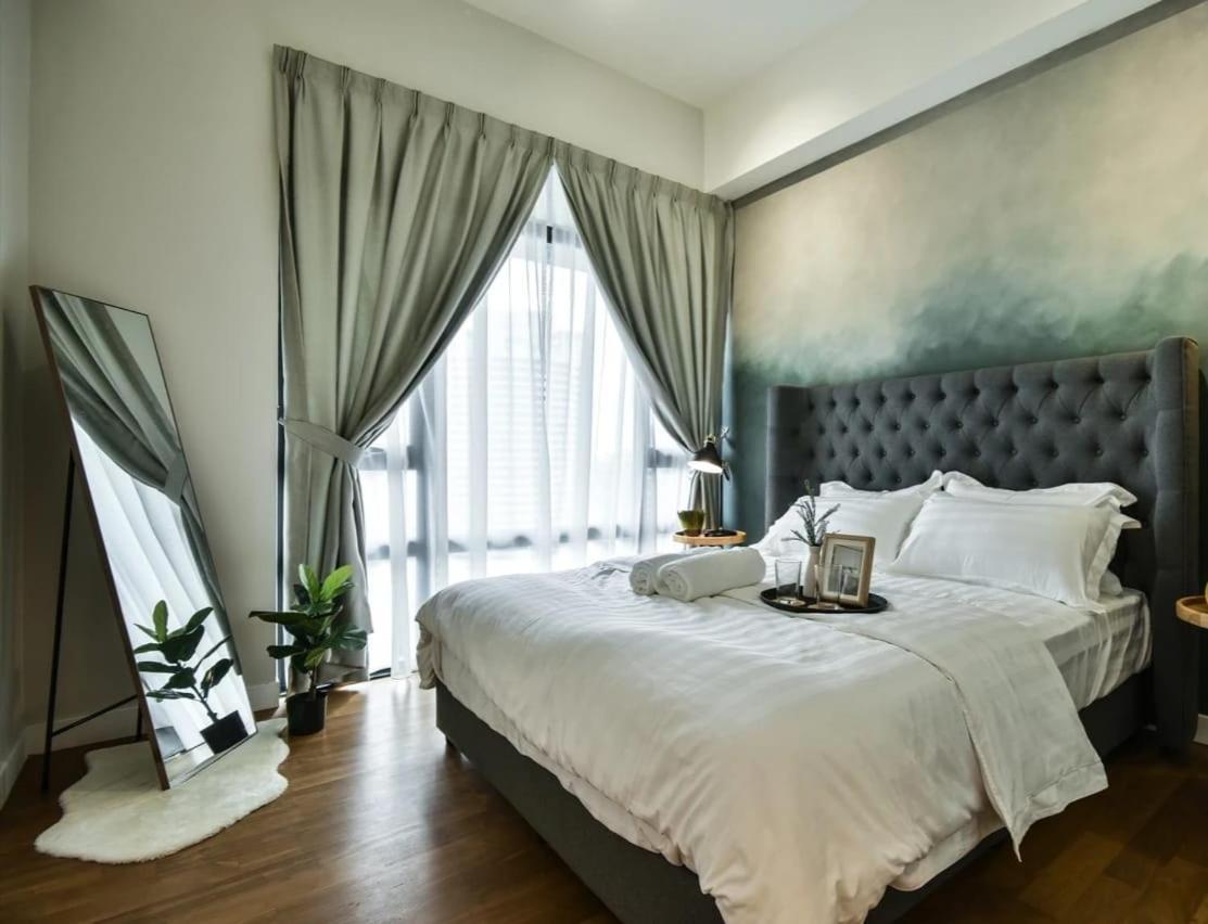 Majestic Apartment Klcc Куала-Лумпур Экстерьер фото